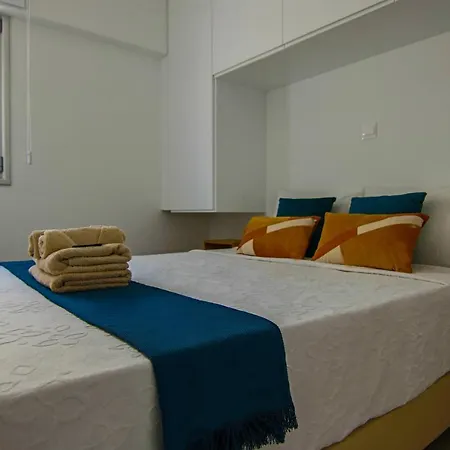 Phaedrus Living: Seaview Gold Flat Lighthouse 48 Appartamento Paphos